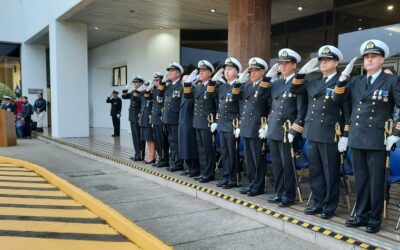 CONDECORACIÓN AL MÉRITO HUMANITARIO DESTACÓ EN CONMEMORACIÓN DE LAS GLORIAS NAVALES EN EL HOSPITAL NAVAL “ALMIRANTE NEF”