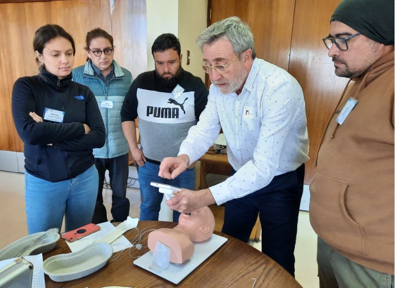 CURSO “CUIDADOS INTENSIVOS FUNDAMENTALES EN PEDIATRÍA” SE REALIZÓ EN HOSPITAL NAVAL “ALMIRANTE NEF”