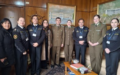 PRIMERA COMISARÍA DE VIÑA DEL MAR SALUDÓ AL HOSPITAL NAVAL “ALMIRANTE NEF” EN EL MES DEL MAR